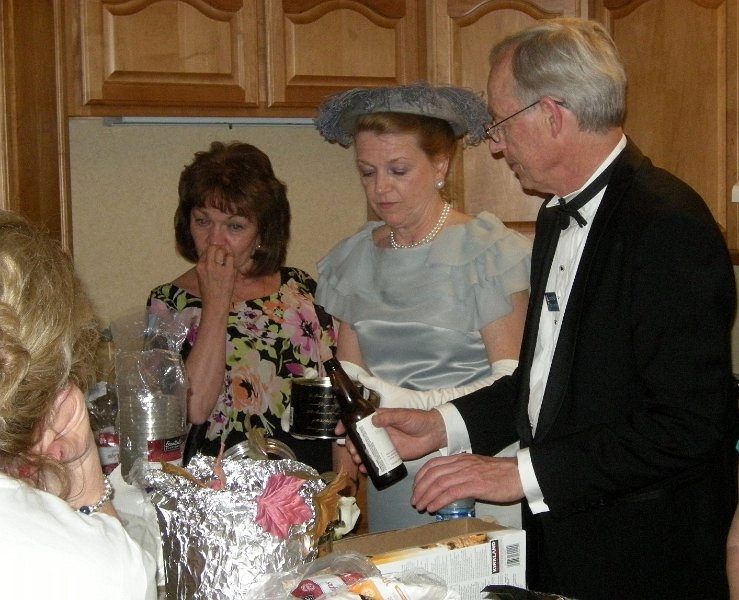 Image 094.JPG - Shirley Mease, Lynn Rogerson, Steve Shirley (Bob Robb photo)